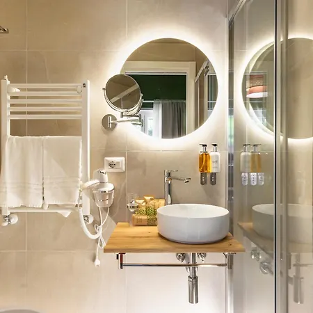 Notte Ai Colli - & Kitchen *